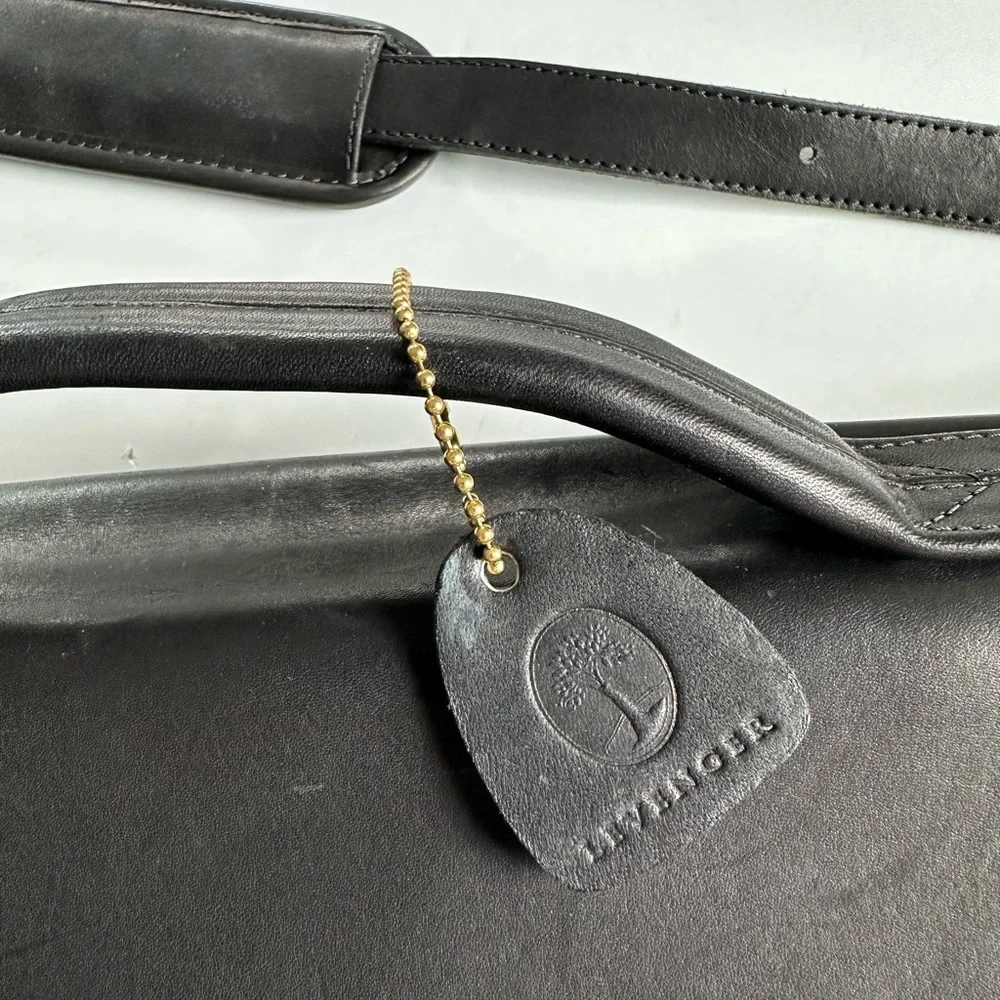 Vintage Levenger black leather messenger bag briefcase 17x12x3 17x12x3